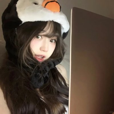 派对才刚开始海报